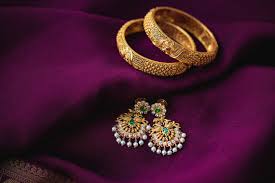 Handcrafted Elegance: Exploring India’s Best Custom Jewelry Makers